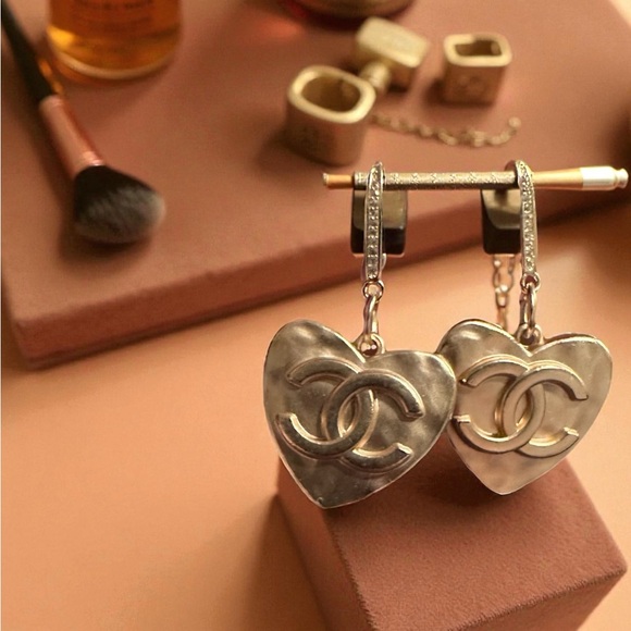 Jewelry - Silver or Gold Zipperpull Heart Pendant Earrings